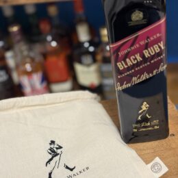 【ジョニーウォーカー ブラックルビー】ベリー香る新作スコッチで、贅沢ハイボール